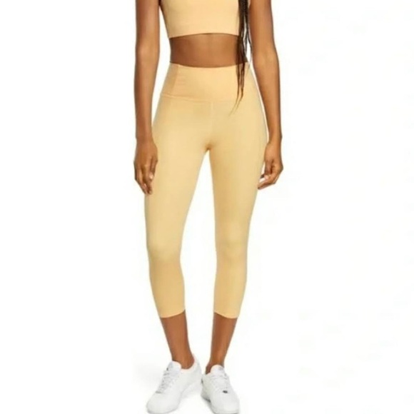 NWT Girlfriend Collective - Sunburst Crop Leggings - Picture 1 of 4